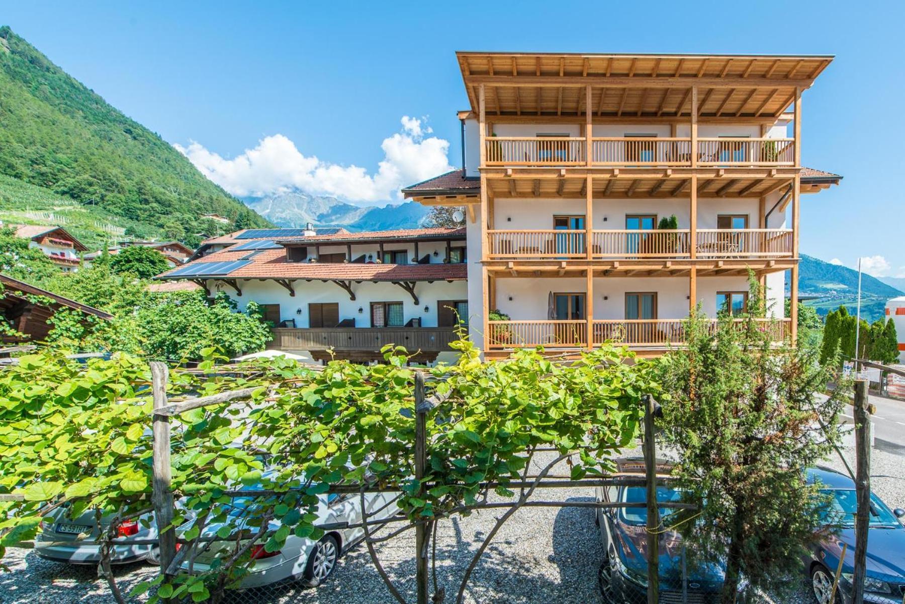 Eco Bnb & Apartments Bruendlerhof Марленго Екстериор снимка